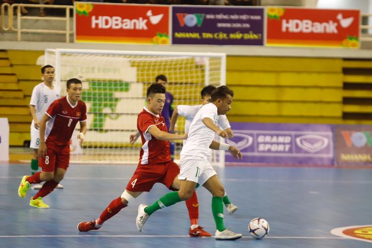 Stopper dan Penyerang Dalam Posisi Pemain Futsal