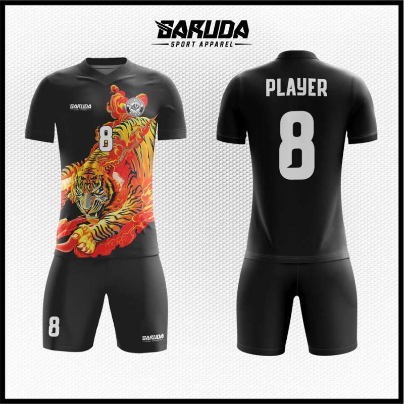 Jersey Futsal TIGRON Kombinasi Hitam Solid dengan Ilustrasi Harimau Api yang Garang dan Mempesona