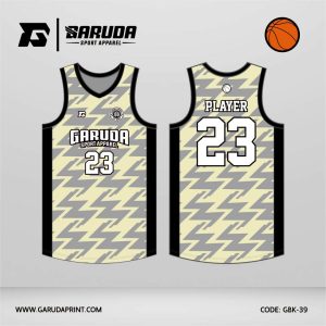Jersey Basket GBK-39 Krem – Abu dengan Motif Zigzag Ritmis Minimalis