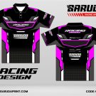 Jersey Racing GRC-44 Hitam–Magenta Neon dengan Panel Armor Angular, Aksen Abu Graphite, dan Motif Pattern Hexa Tech