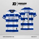 Jersey Retro GV-21 Putih–Biru dengan Stripe Horizontal dan Motif Lengkung Berulang, Desain Klasik yang Lebih Ikonik