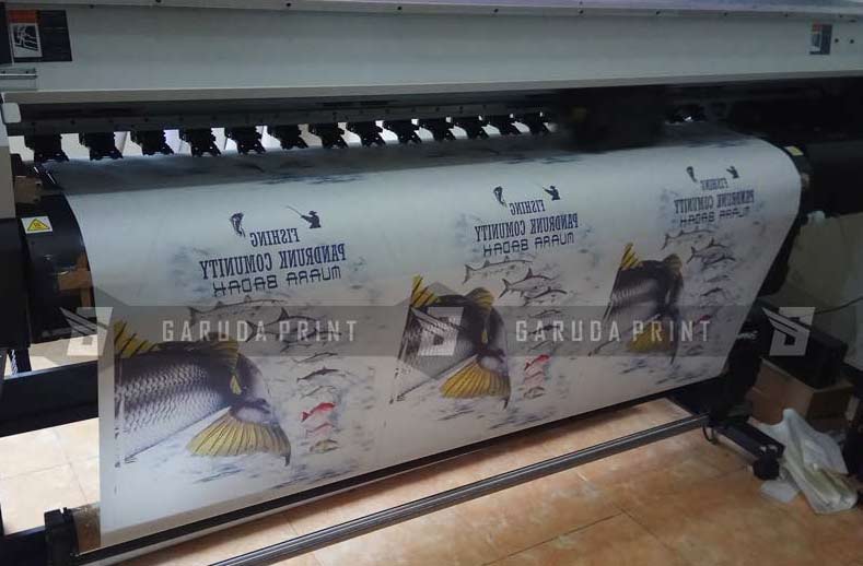 Jersey Mancing Pandrunk Community Muara Badak Tampil Segar dengan Ilustrasi Ikan