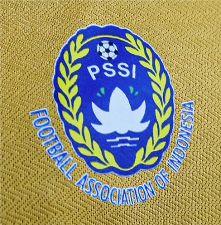 Material Logo Jersey 4