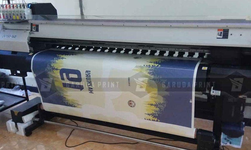 Seragam Futsal Forester FC Tampil Natural dengan Motif Hutan Hijau